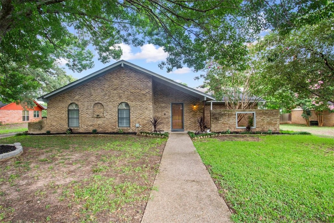 8588 Briargrove Drive Woodway TX 76712