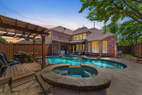 4919 Holly Tree Drive Dallas TX 75287