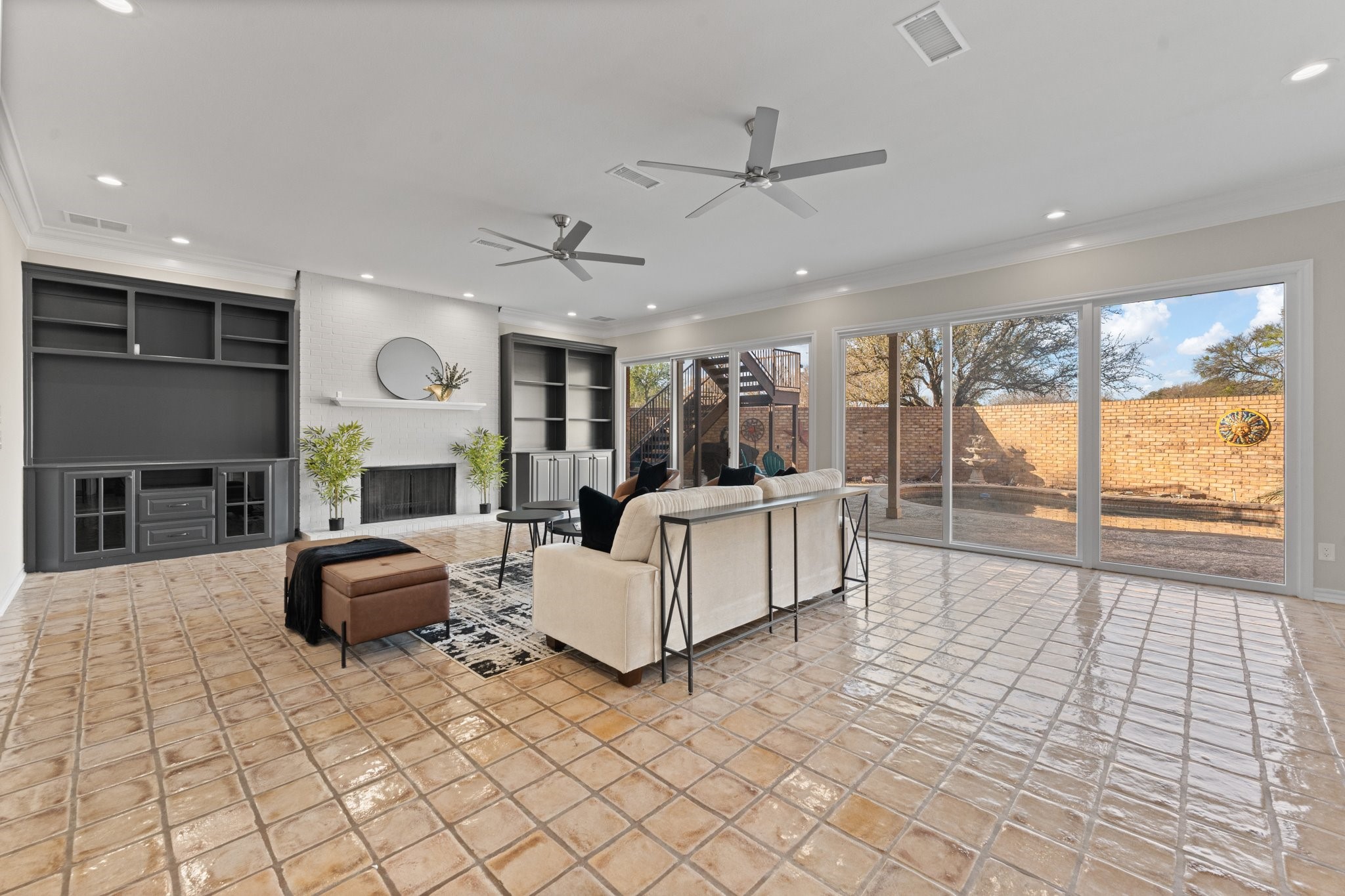848 S Havenwood Lane Fort Worth TX 76112