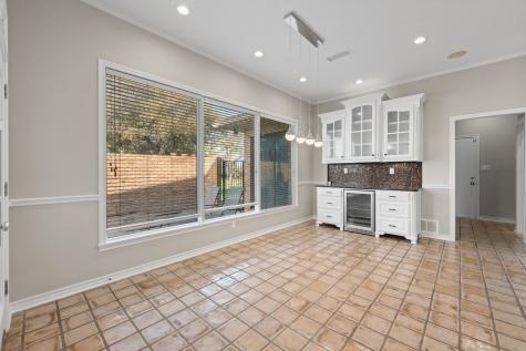 848 S Havenwood Lane Fort Worth TX 76112