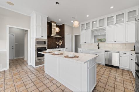 848 S Havenwood Lane Fort Worth TX 76112