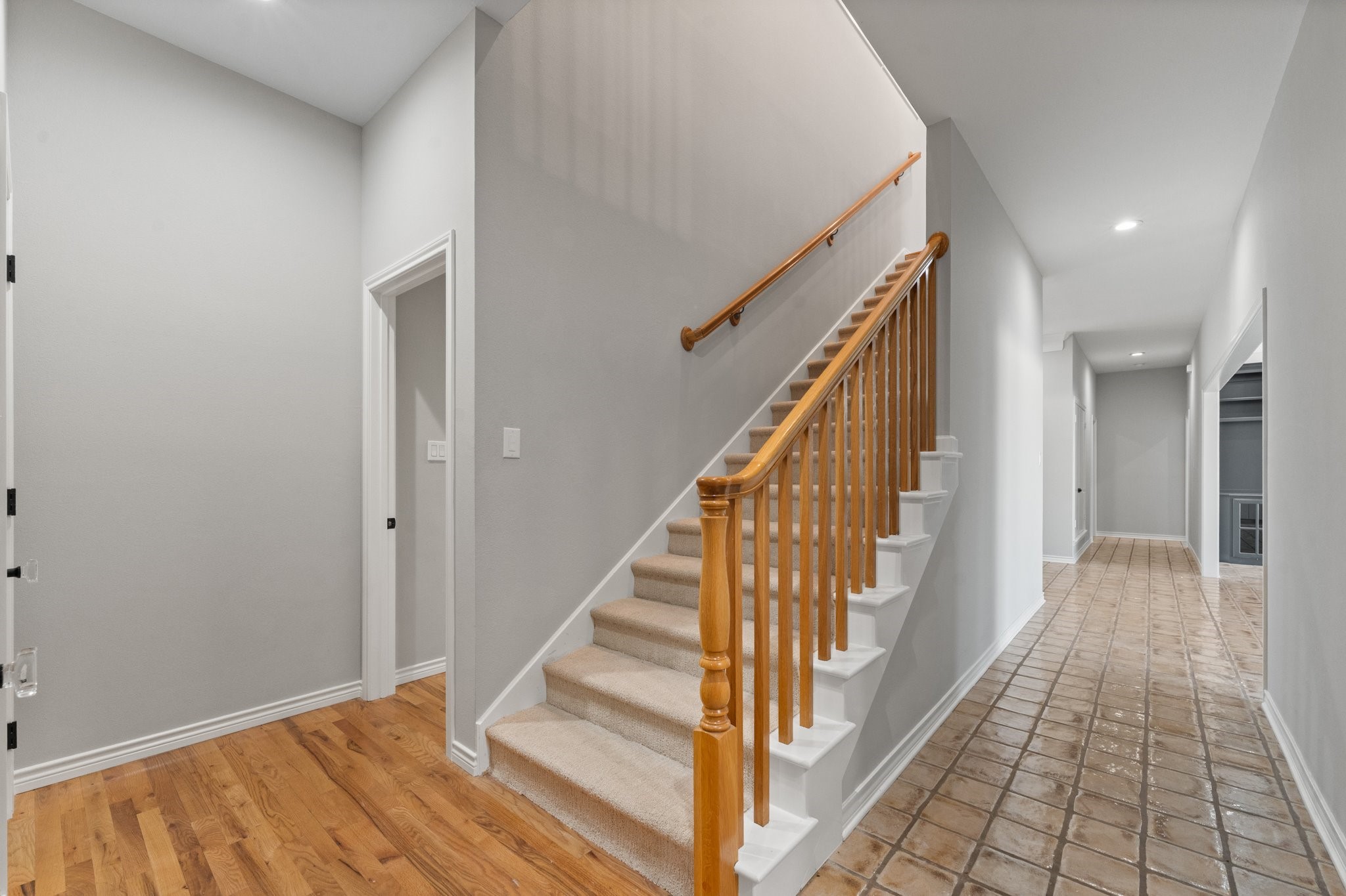 848 S Havenwood Lane Fort Worth TX 76112