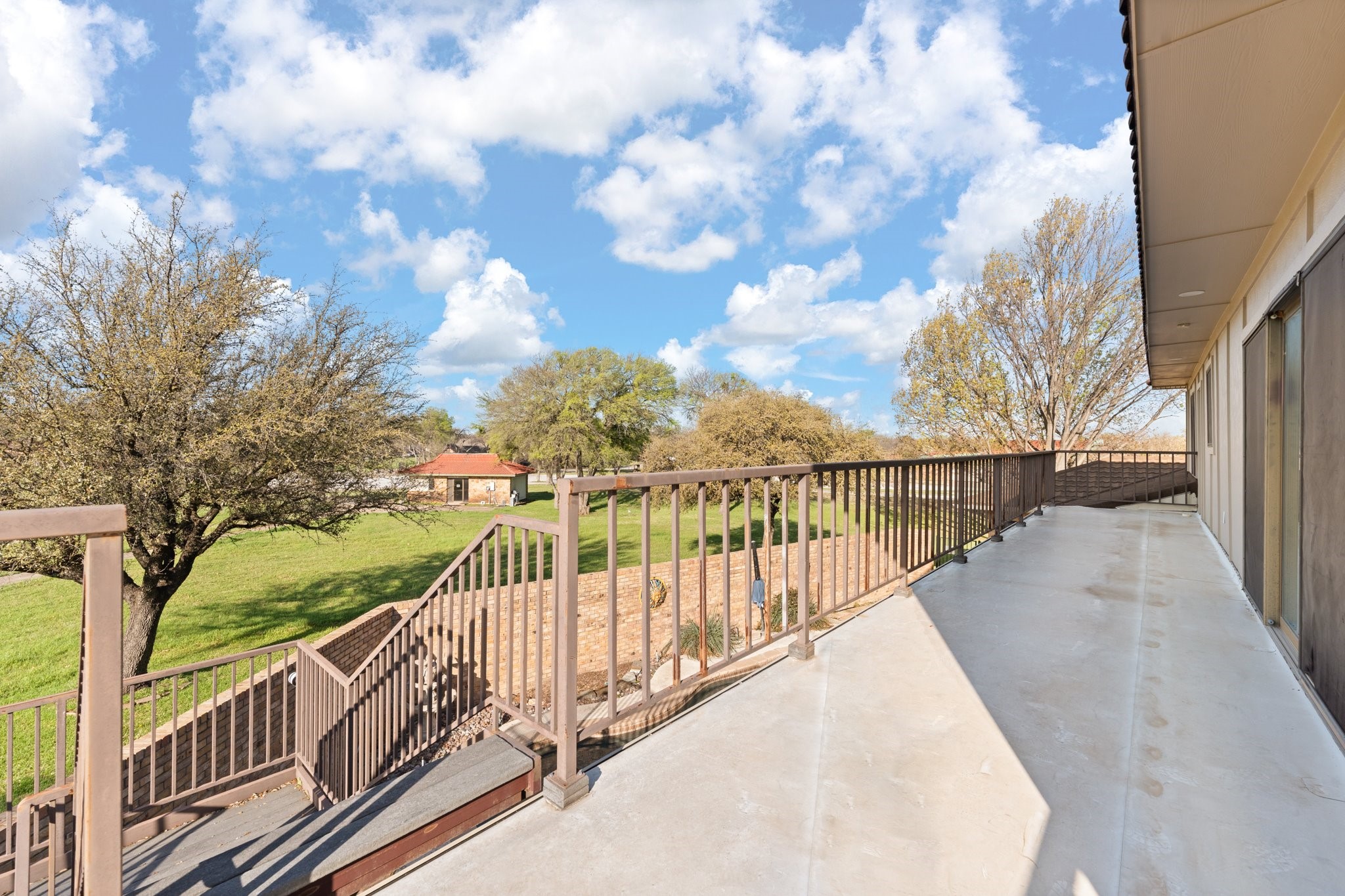 848 S Havenwood Lane Fort Worth TX 76112
