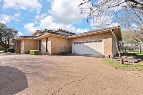 848 S Havenwood Lane Fort Worth TX 76112