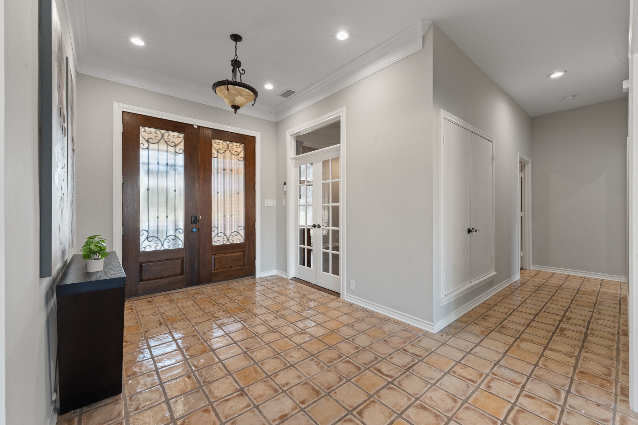 848 S Havenwood Lane Fort Worth TX 76112