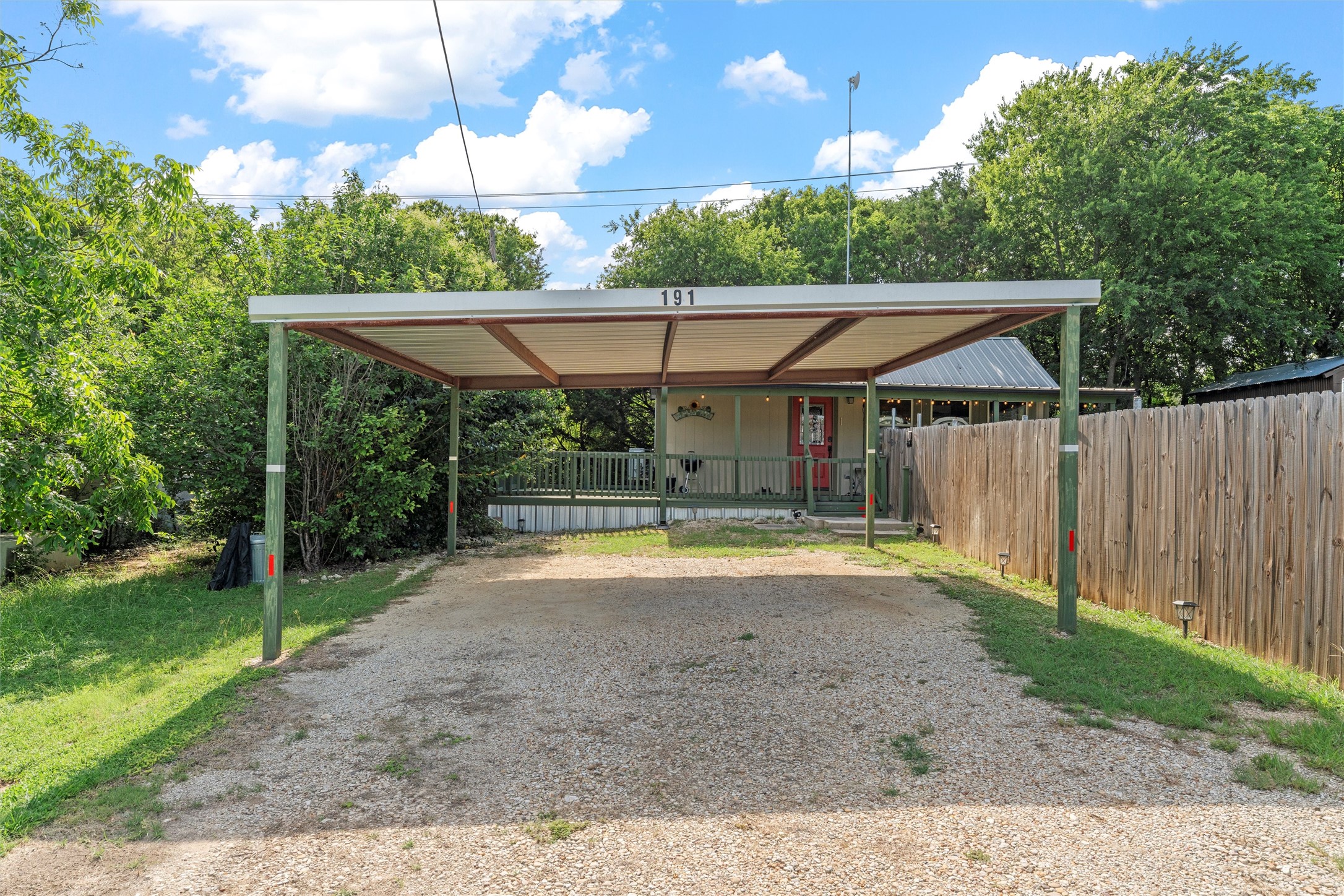 191 County Road 1743 Clifton TX 76634