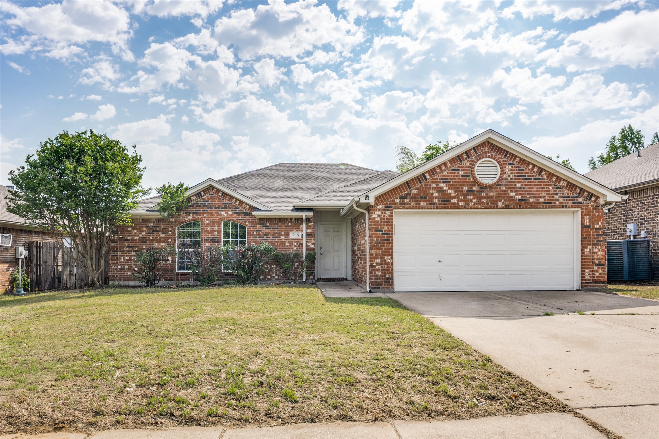 308 Rock Hill Drive Crowley TX 76036