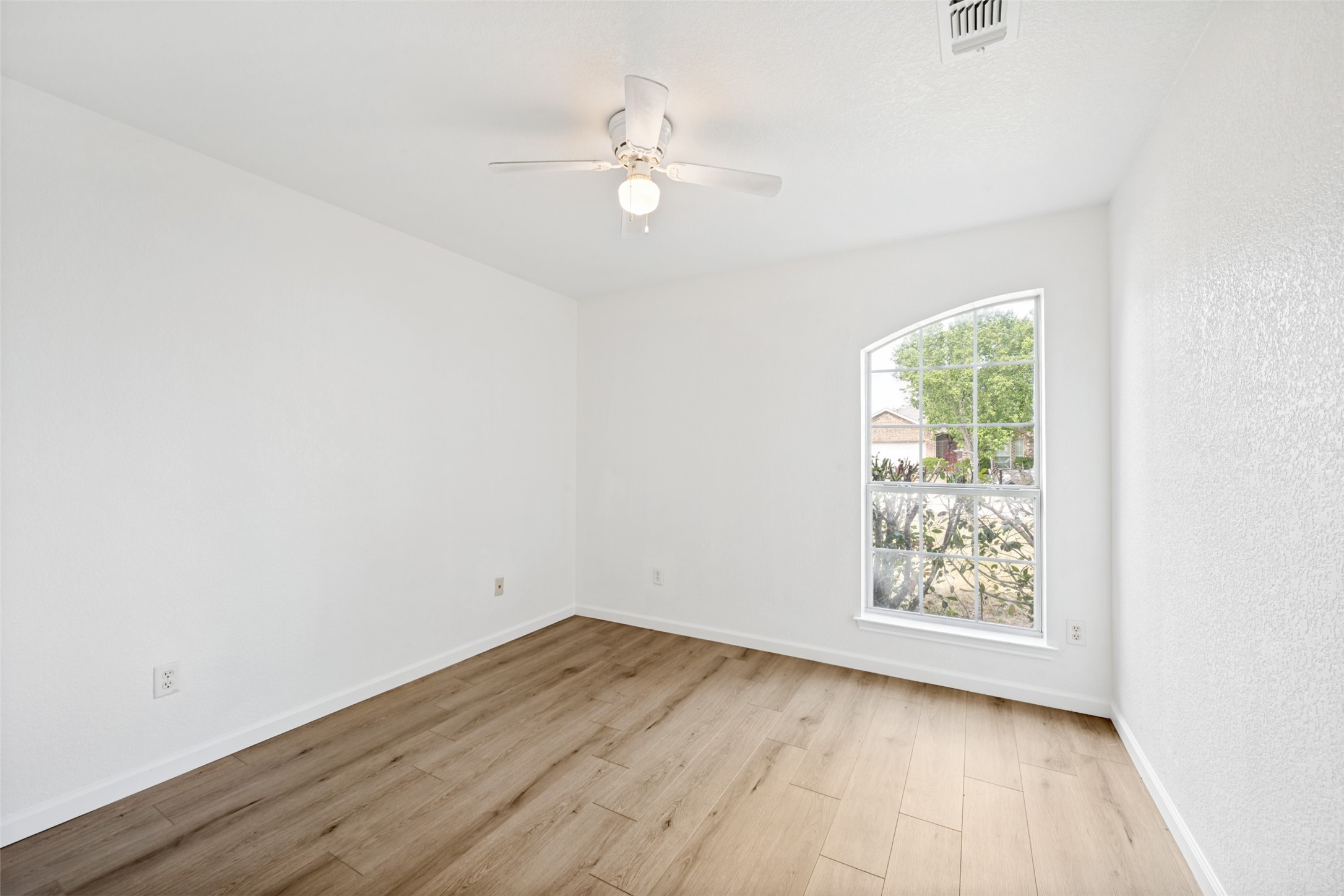 308 Rock Hill Drive Crowley TX 76036