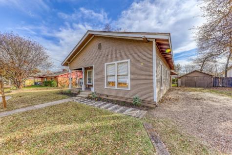 319 W Russell Street Weatherford TX 76086