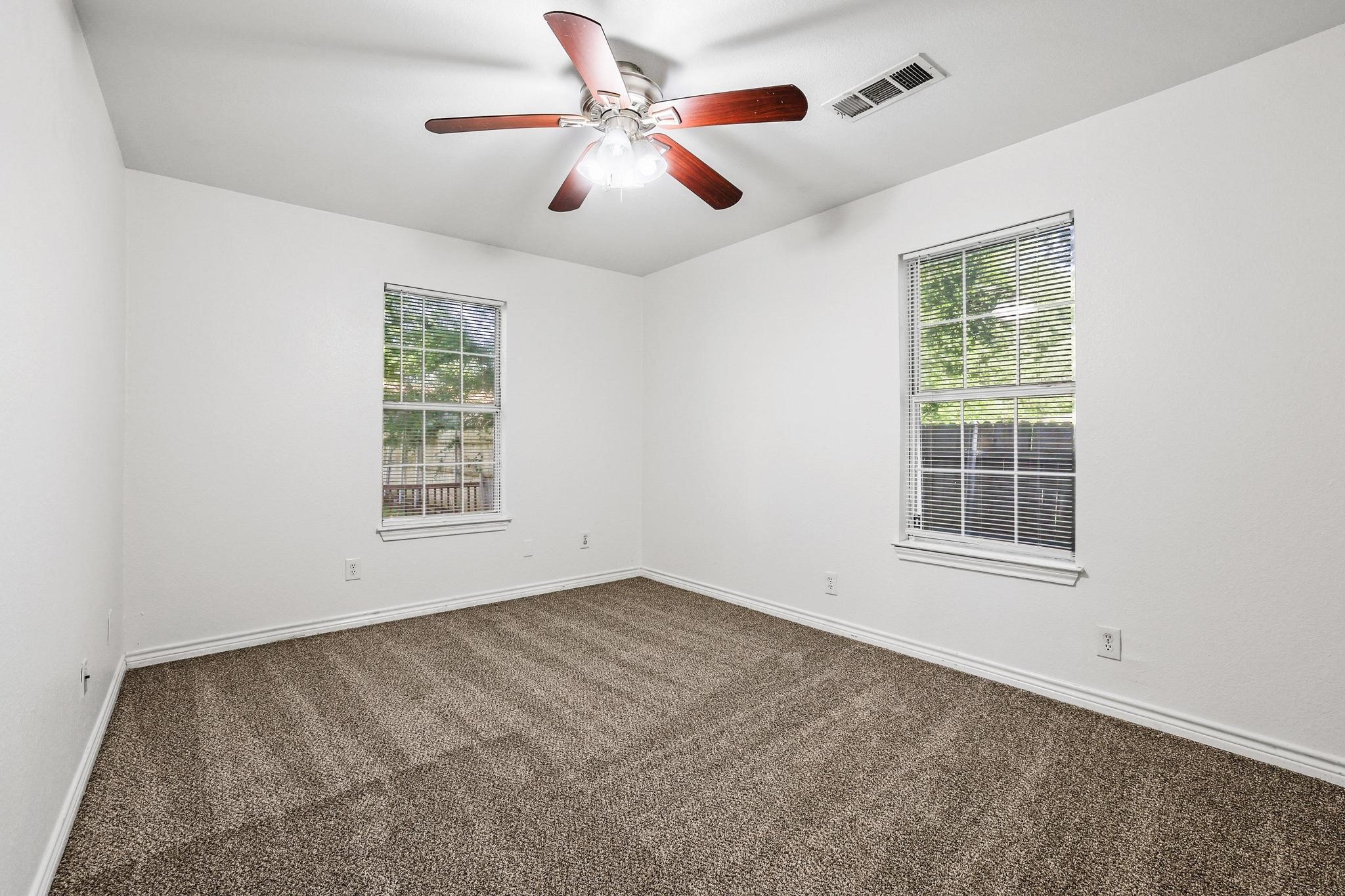 1208 Mill Street Gainesville TX 76240