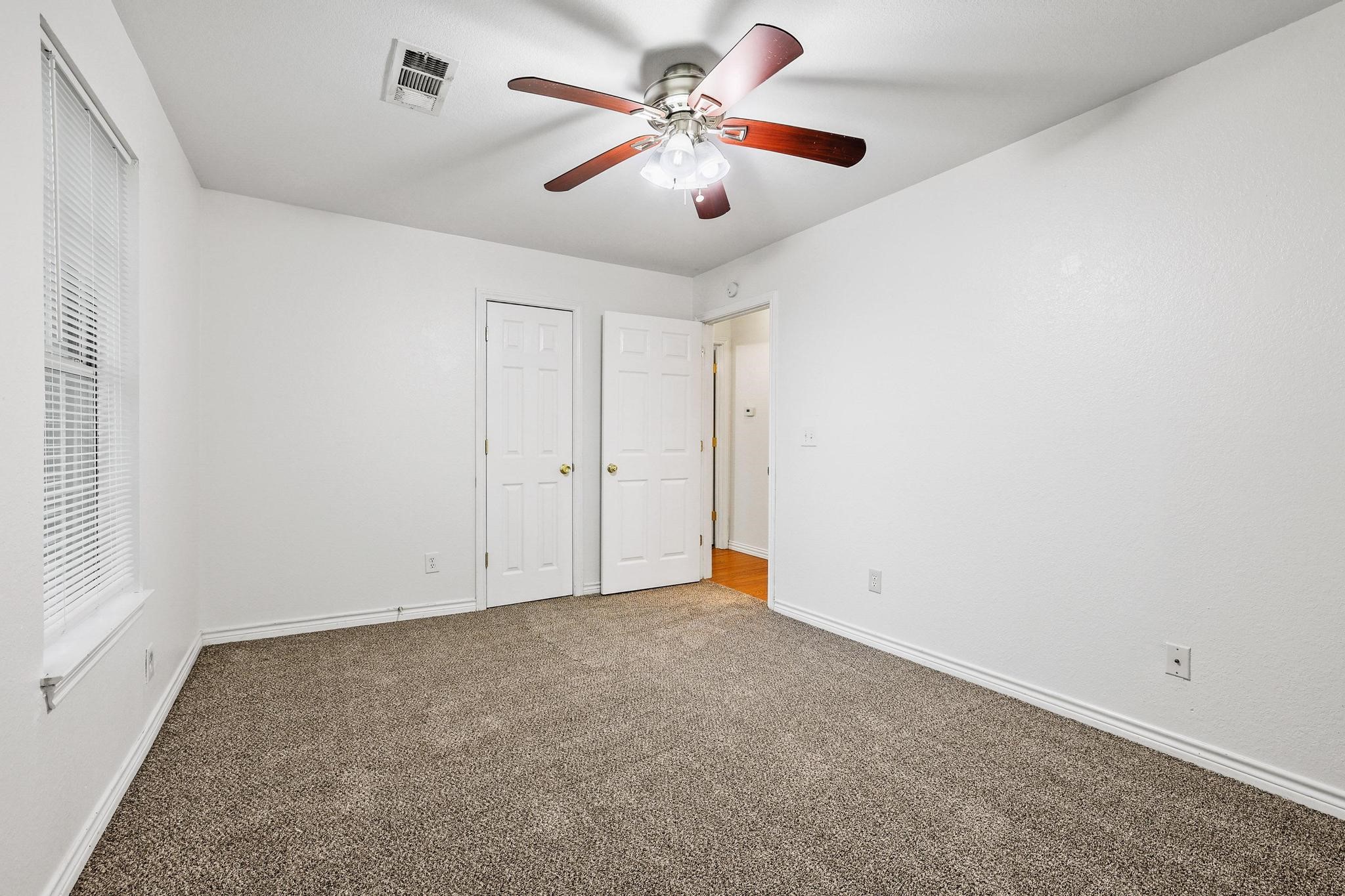 1208 Mill Street Gainesville TX 76240