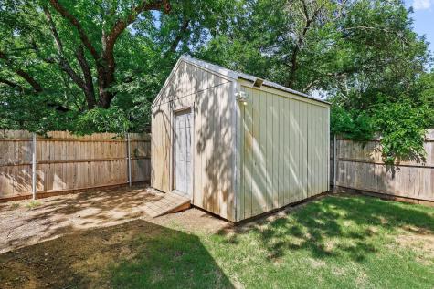 1208 Mill Street Gainesville TX 76240