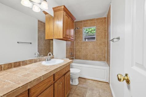 1208 Mill Street Gainesville TX 76240