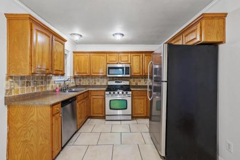 1208 Mill Street Gainesville TX 76240