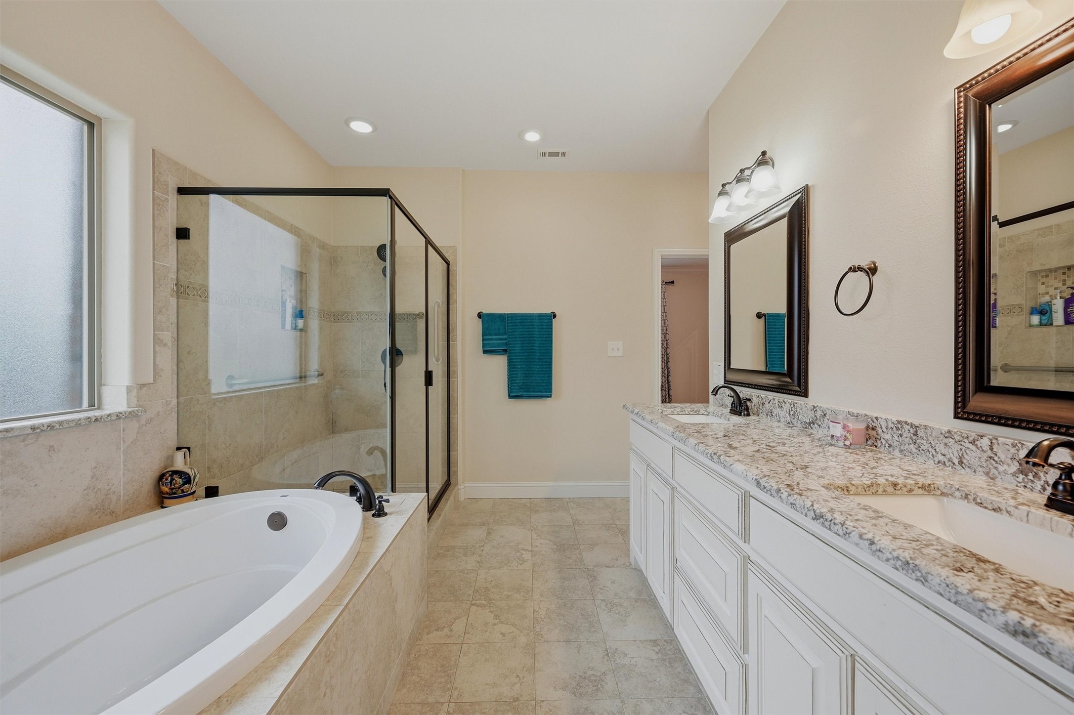 2612 Flora Lane Denison TX 75020