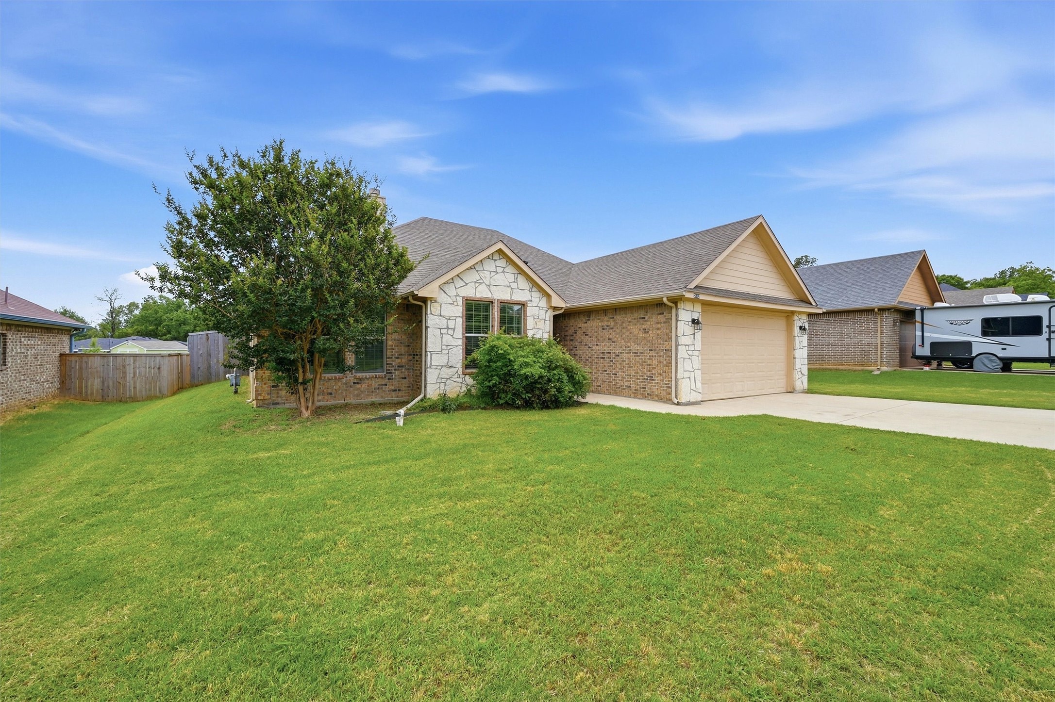 2612 Flora Lane Denison TX 75020