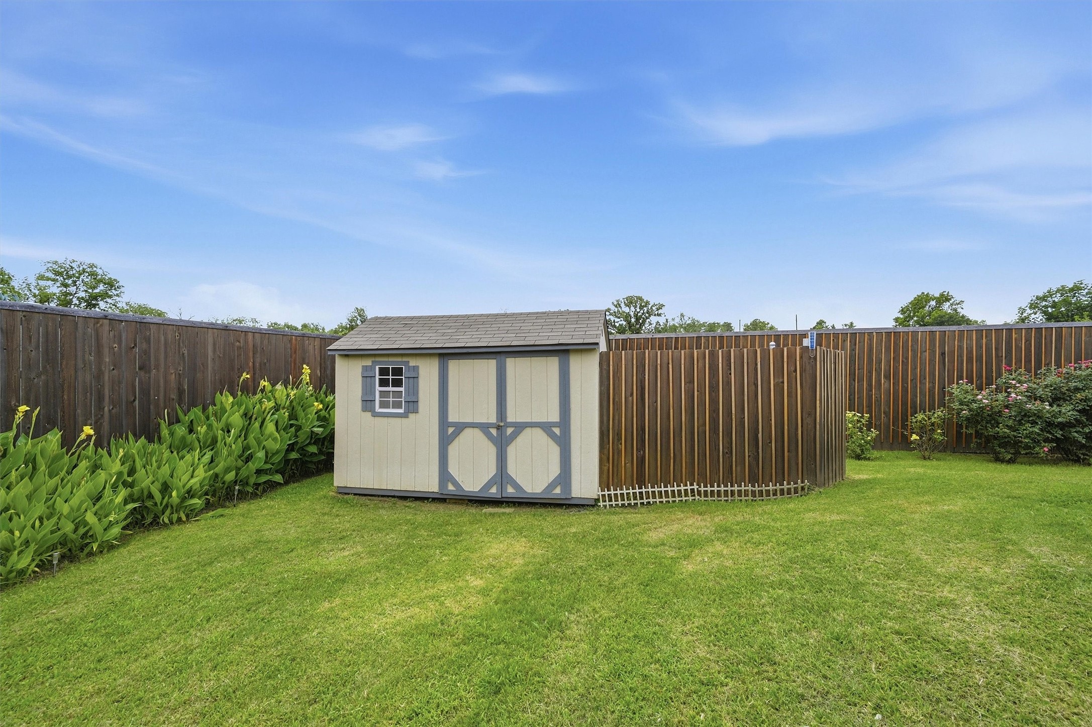 2612 Flora Lane Denison TX 75020