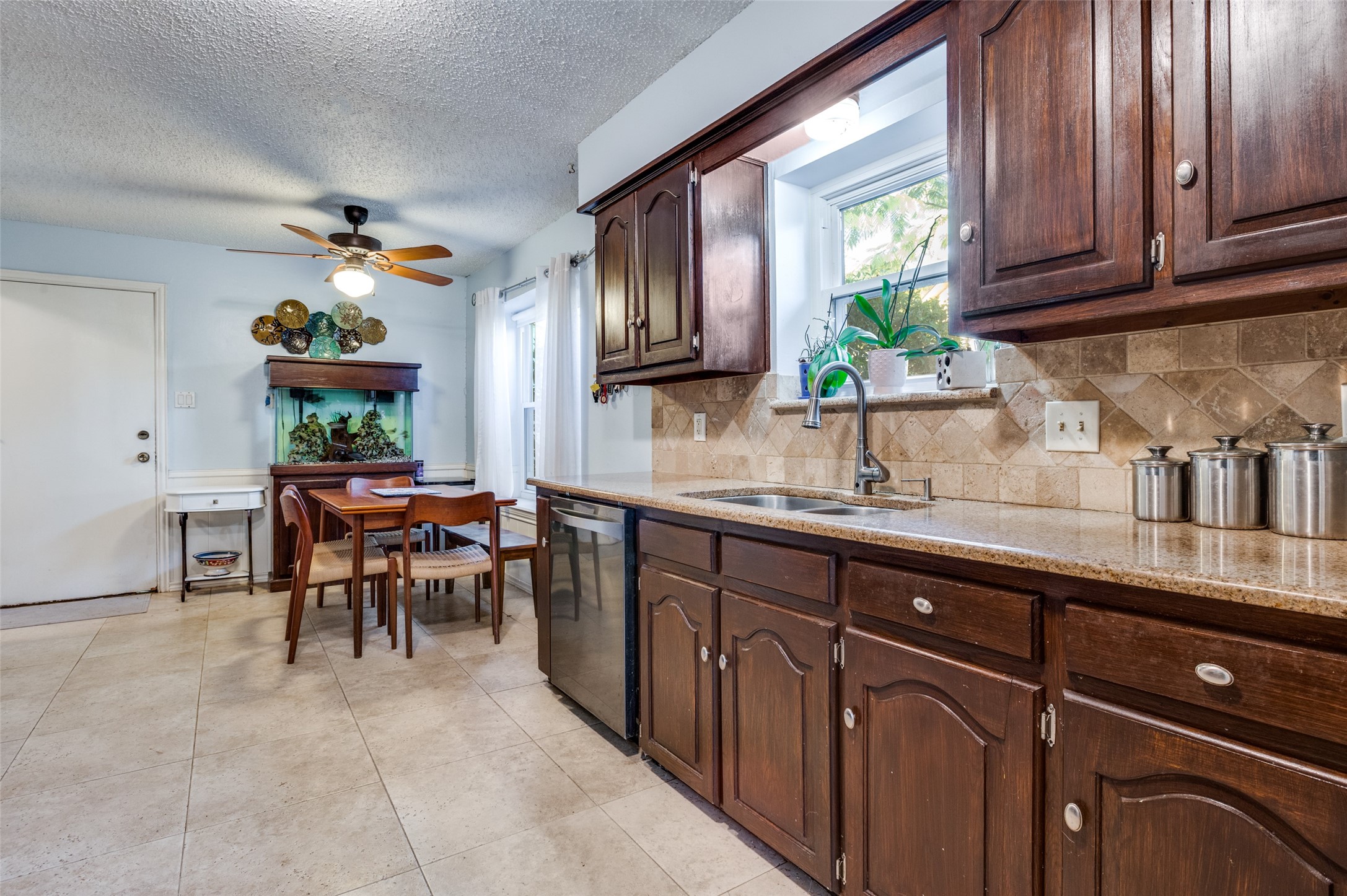 722 Corinthian Place Duncanville TX 75137