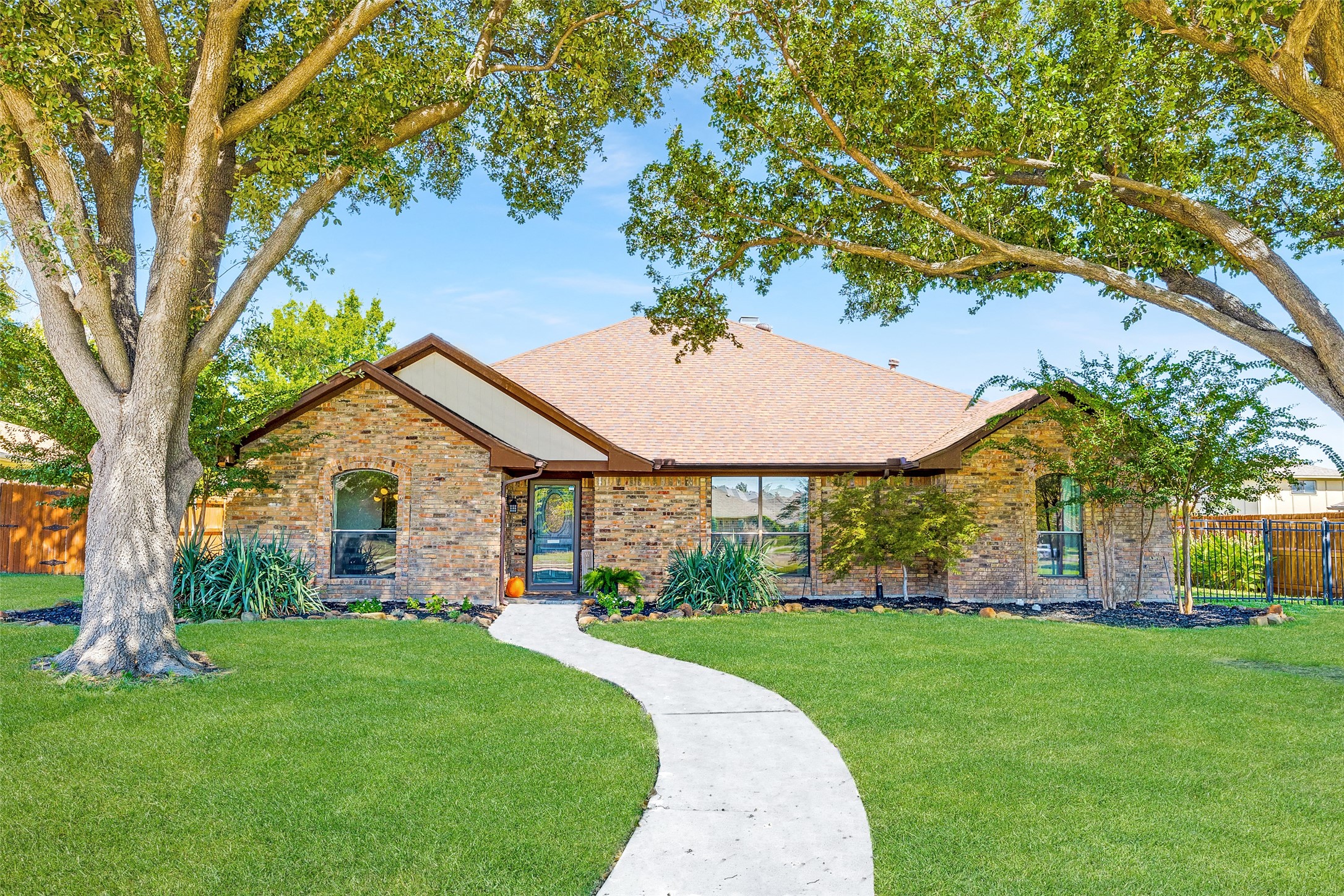 2614 Bunker Hill Circle Plano TX 75075