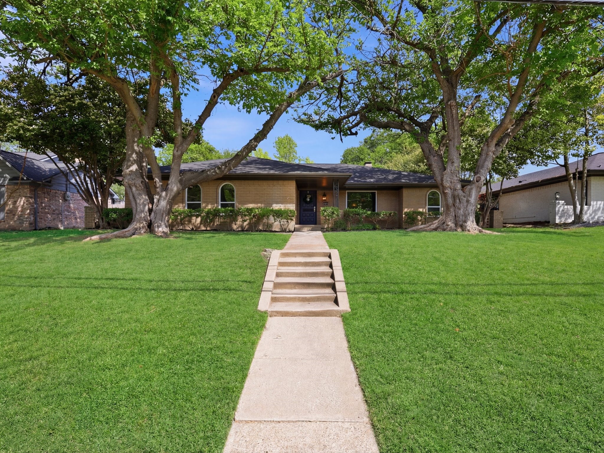 8630 Mediterranean Drive Dallas TX 75238