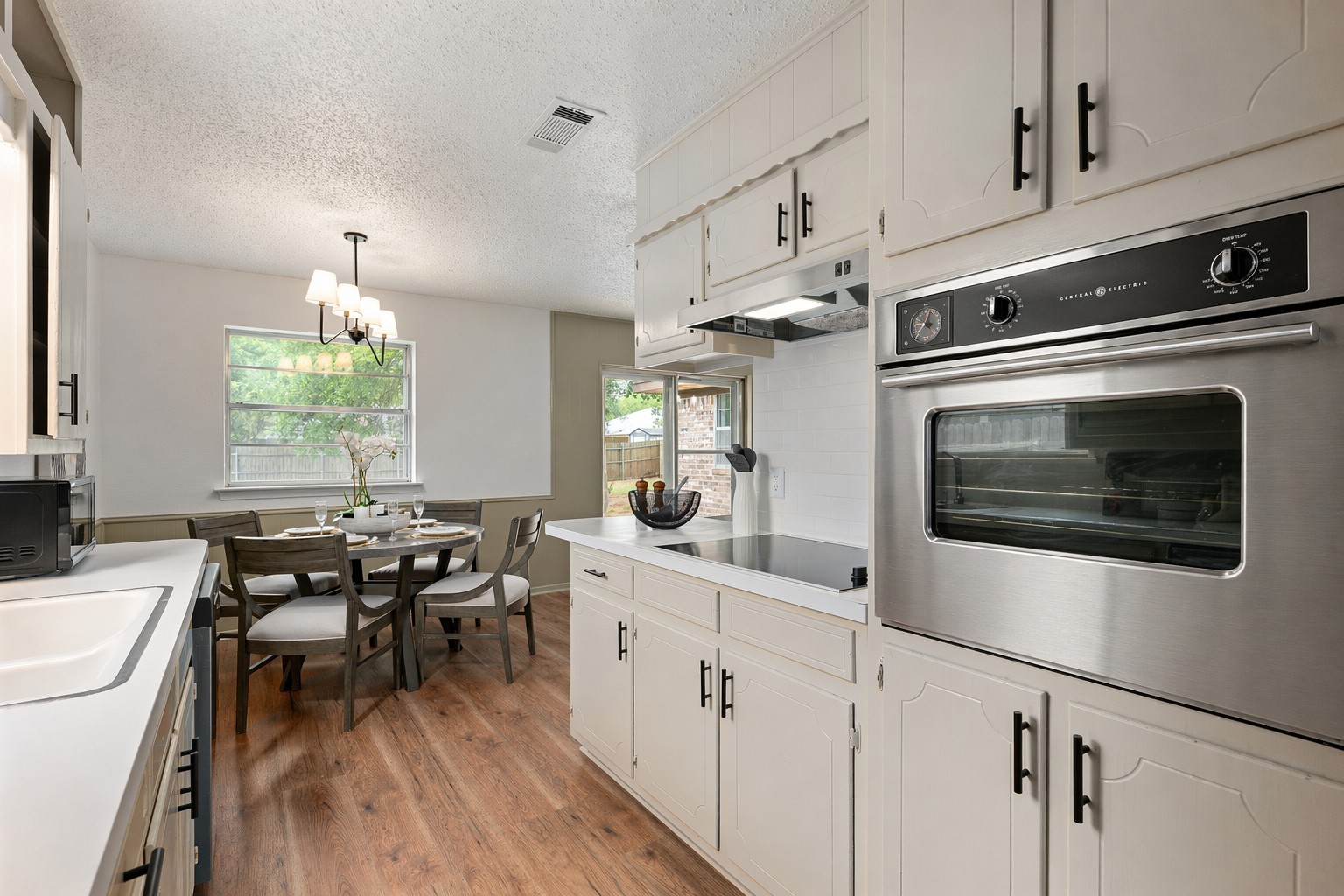 1709 Winchester Way Bedford TX 76022