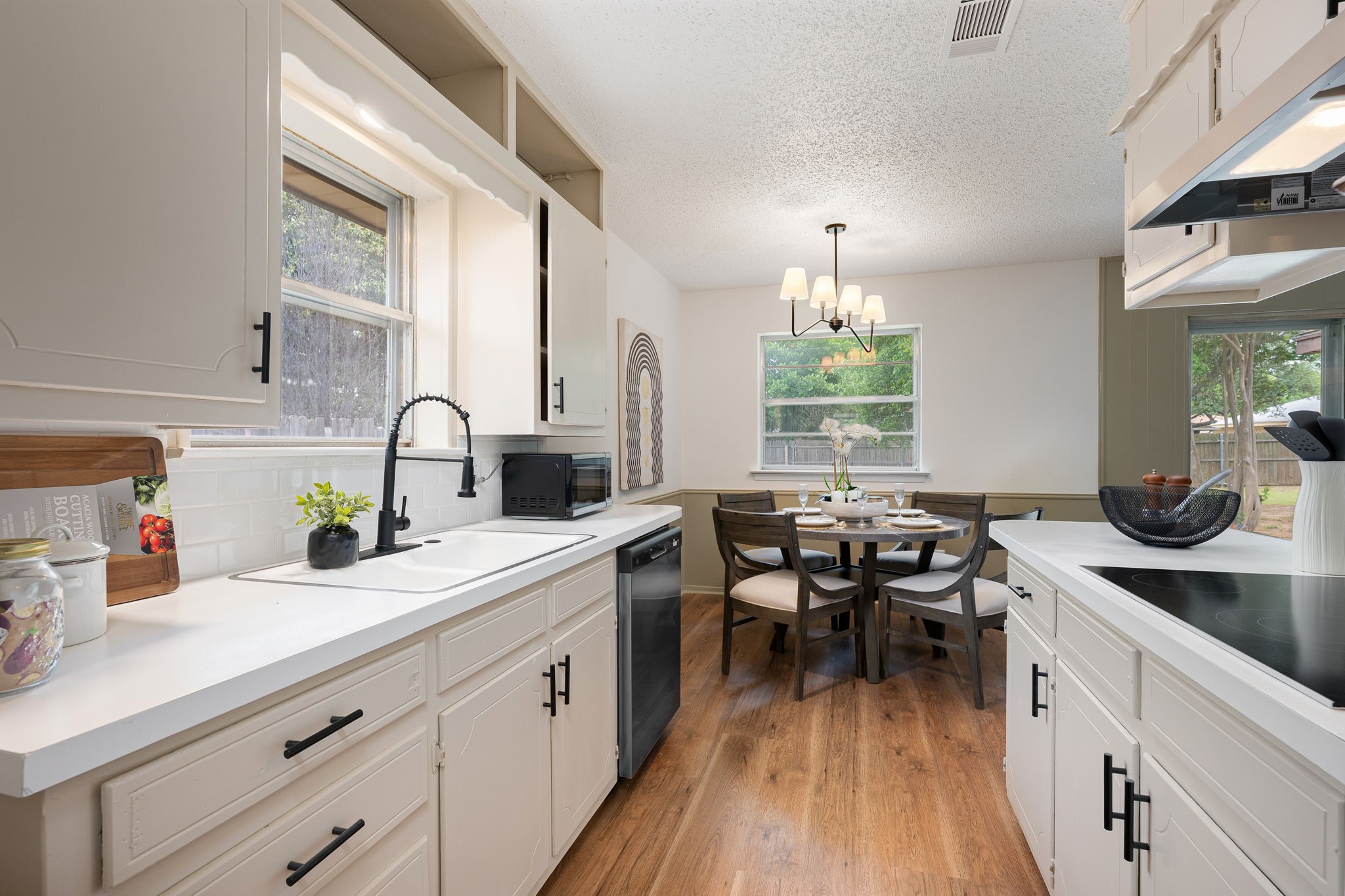1709 Winchester Way Bedford TX 76022