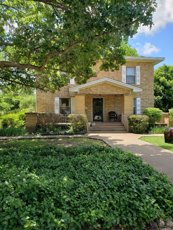 713 W Idaho Street Seymour TX 76380