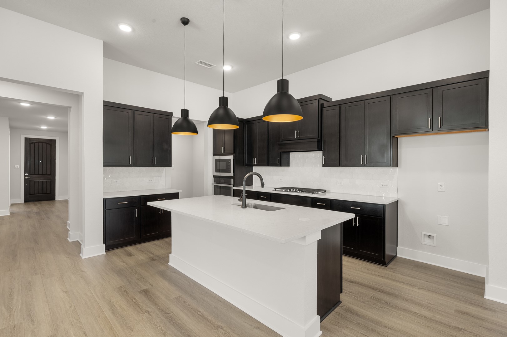 2231 Oak Branch Trail Midlothian TX 76065