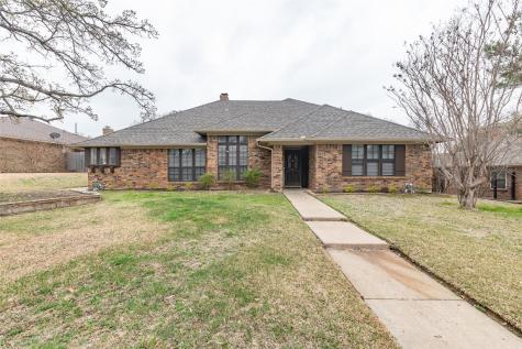 4804 Arabian Court Arlington TX 76017