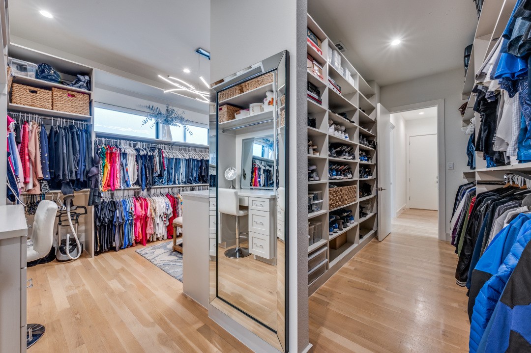 3918 Lively Lane Dallas TX 75220
