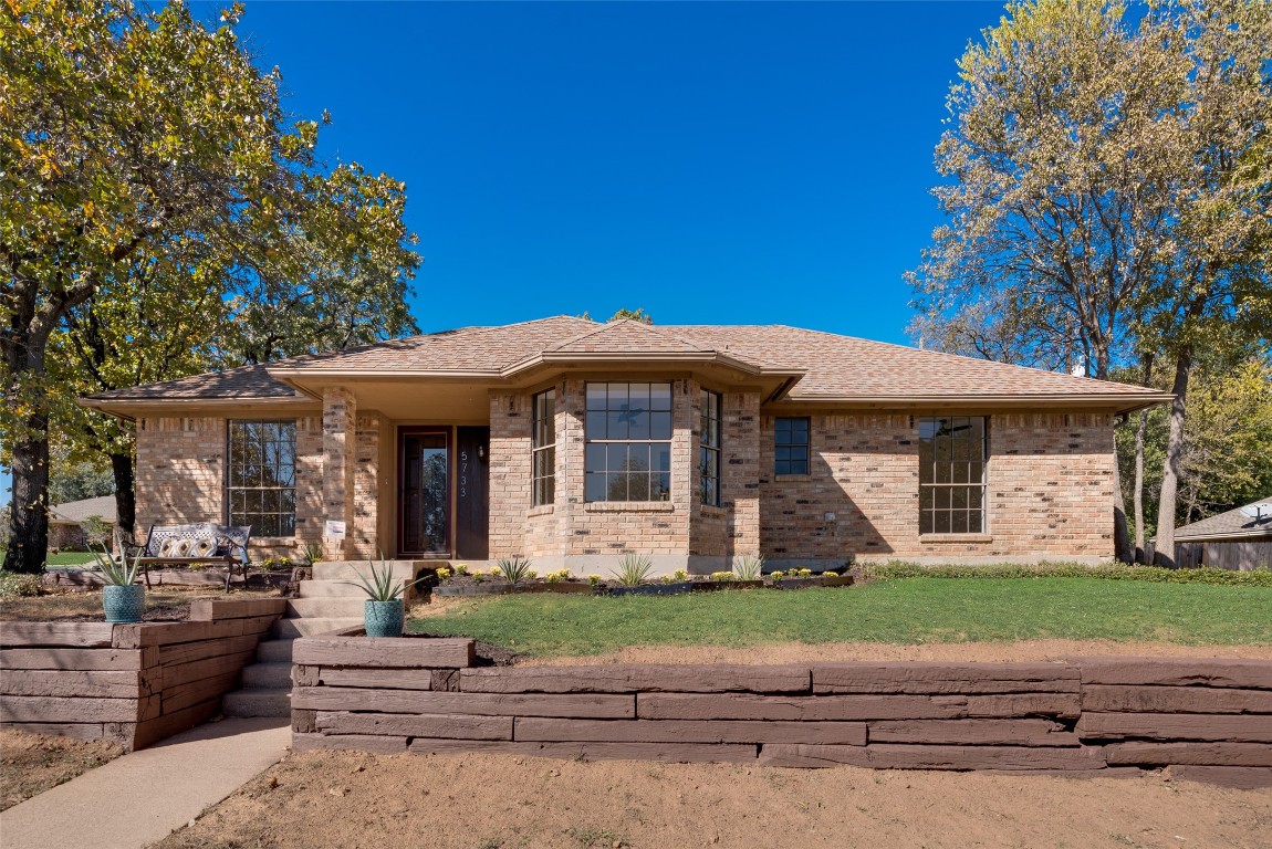 5733 Sage Bloom Drive Arlington TX 76017