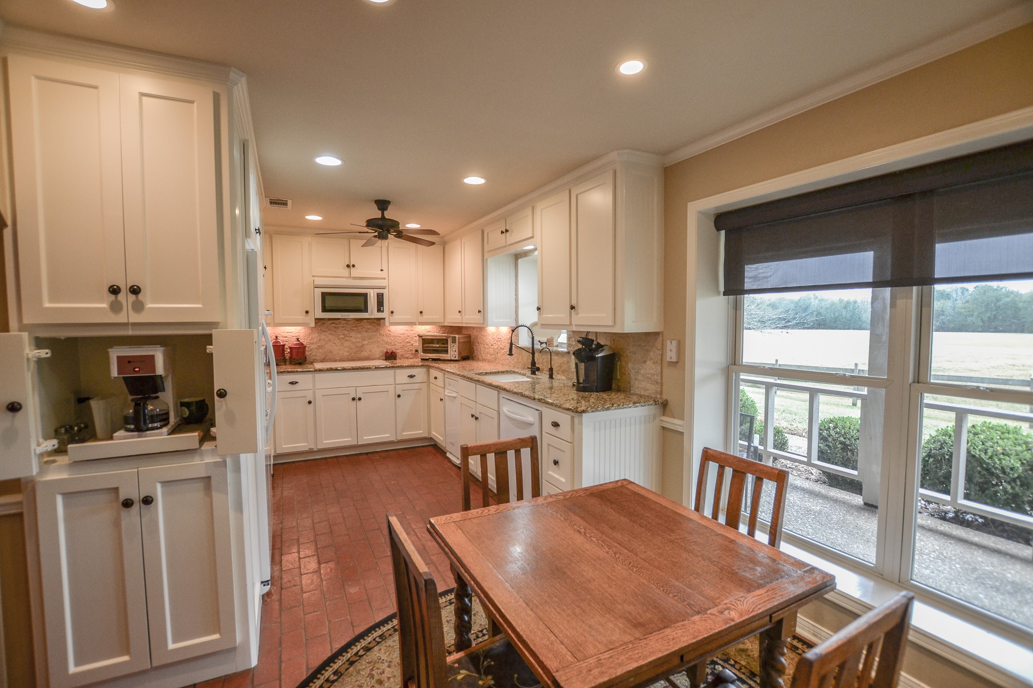 13612 County Road 3900 Athens TX 75752