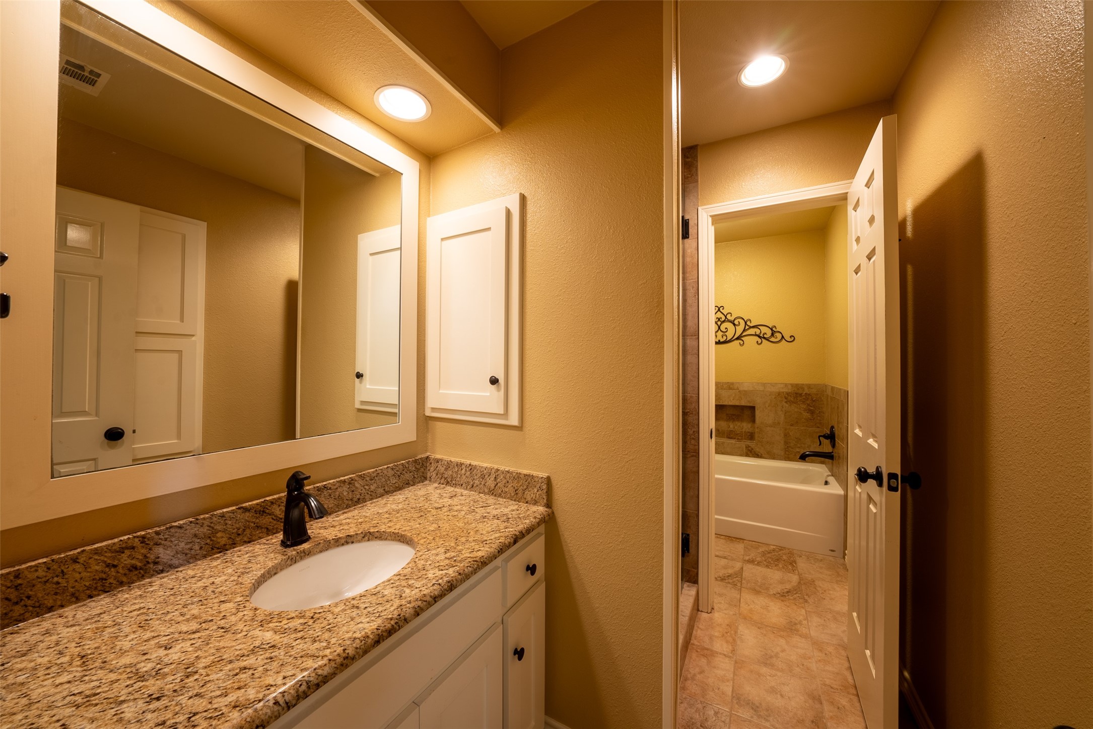 13612 County Road 3900 Athens TX 75752