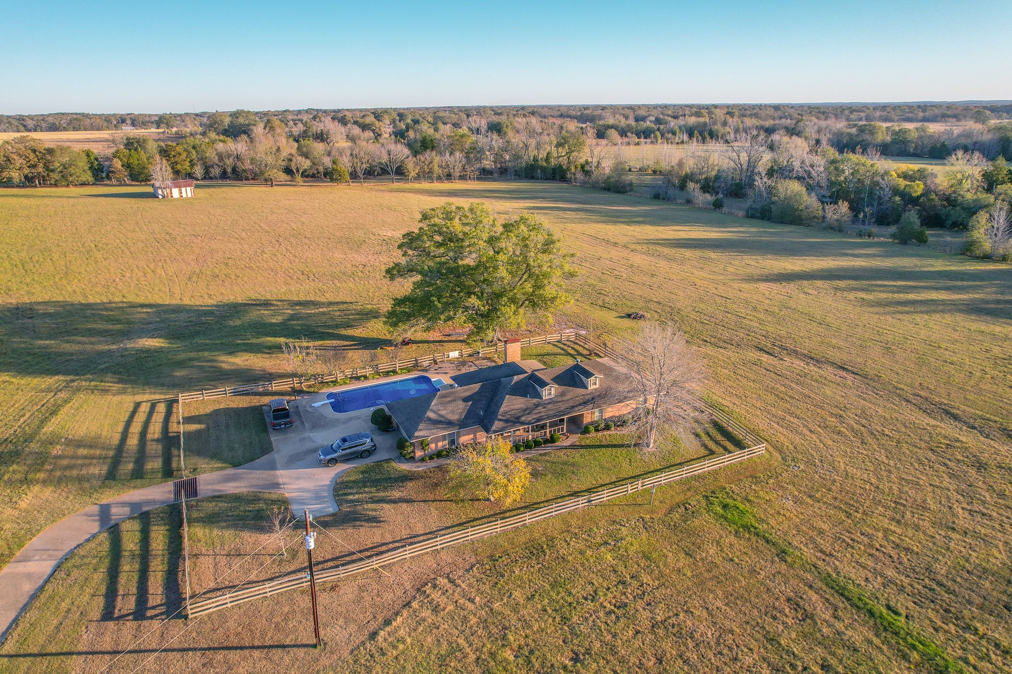 13612 County Road 3900 Athens TX 75752