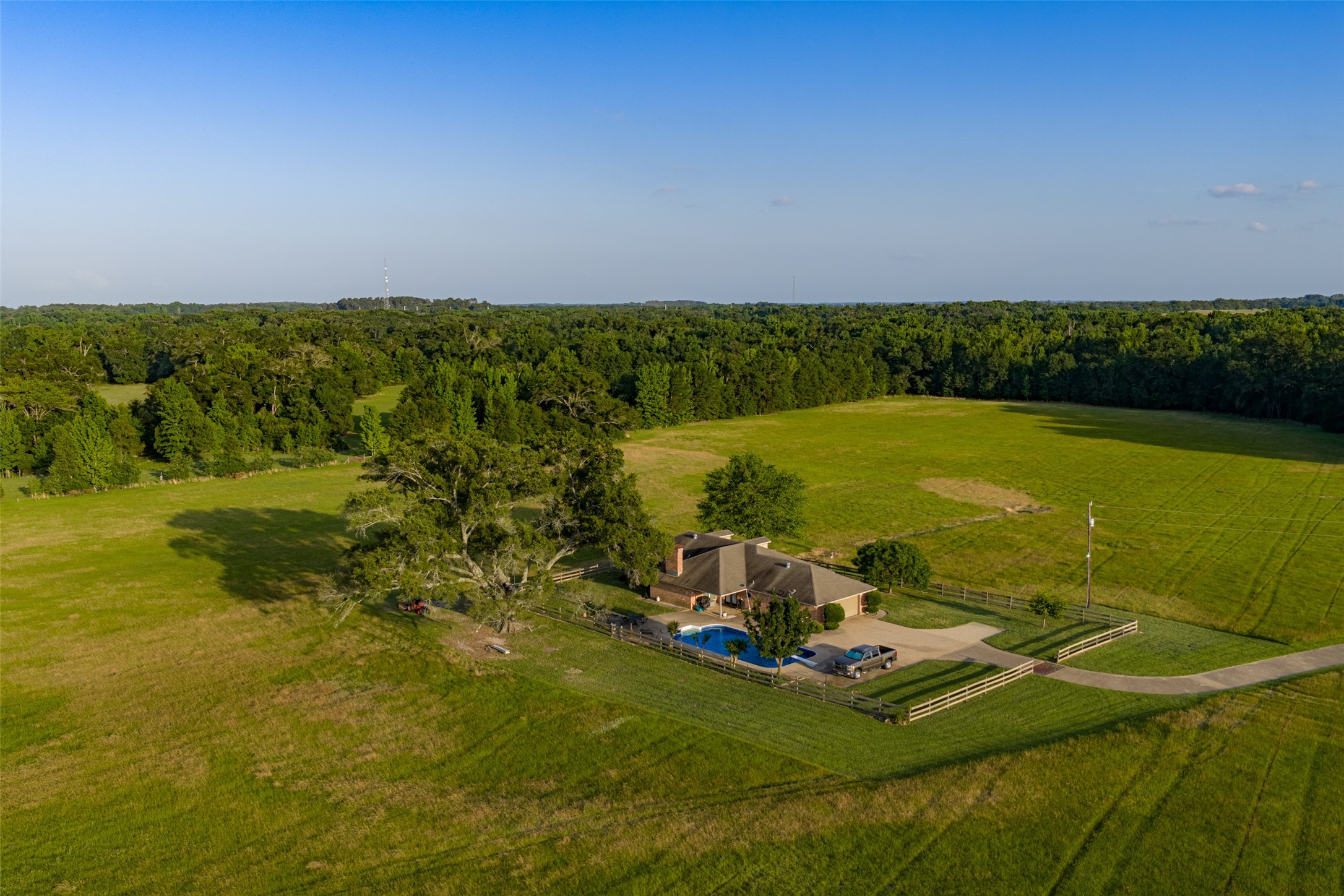 13612 County Road 3900 Athens TX 75752