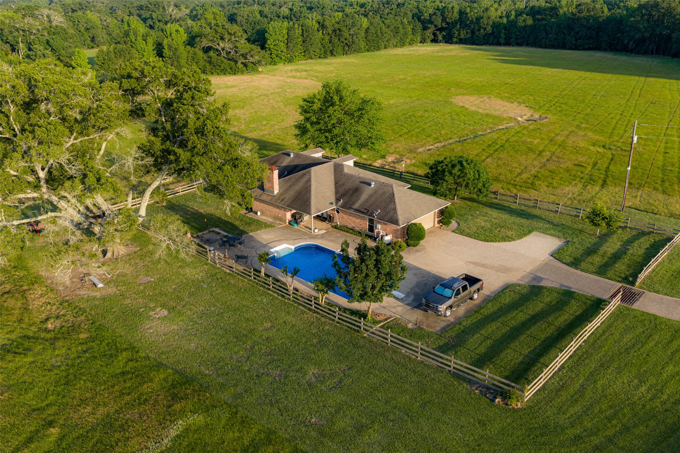 13612 County Road 3900 Athens TX 75752