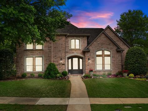 121 Woodland Cove Coppell TX 75019