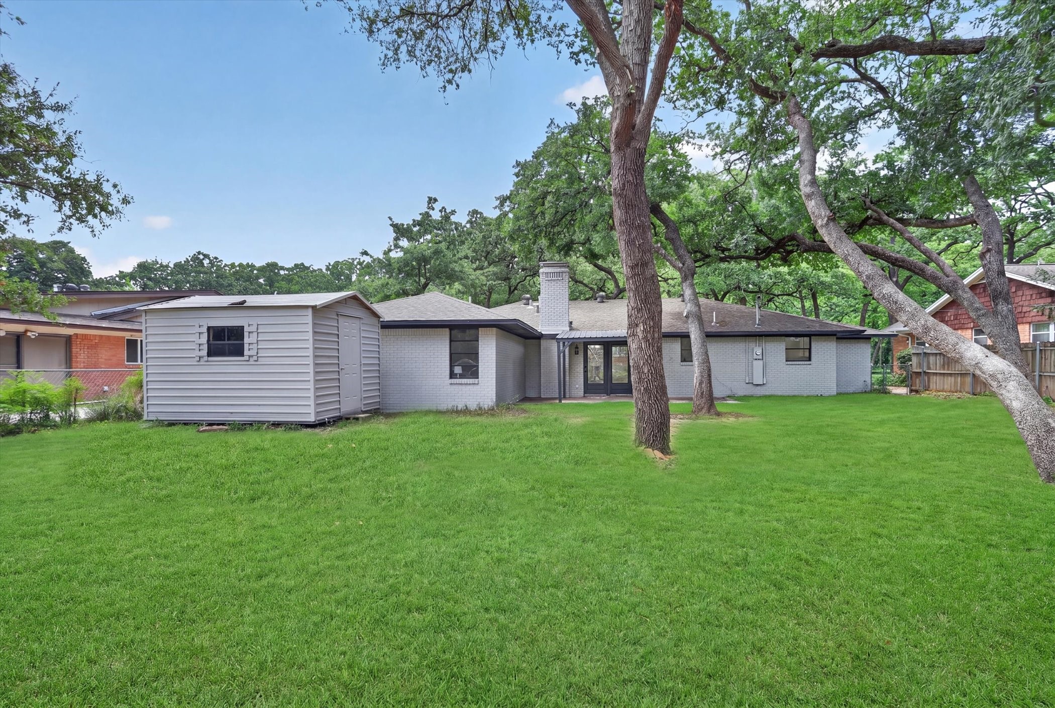 410 Nottingham Drive Irving TX 75061