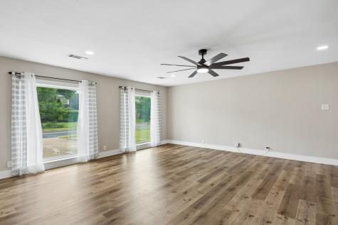 8635 Strathmore Drive Dallas TX 75238