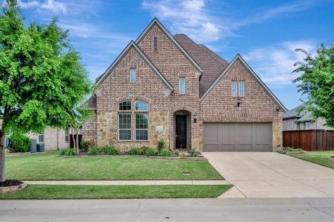 1016 W Bluff Way Roanoke TX 76262