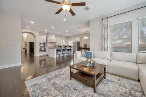 1016 W Bluff Way Roanoke TX 76262
