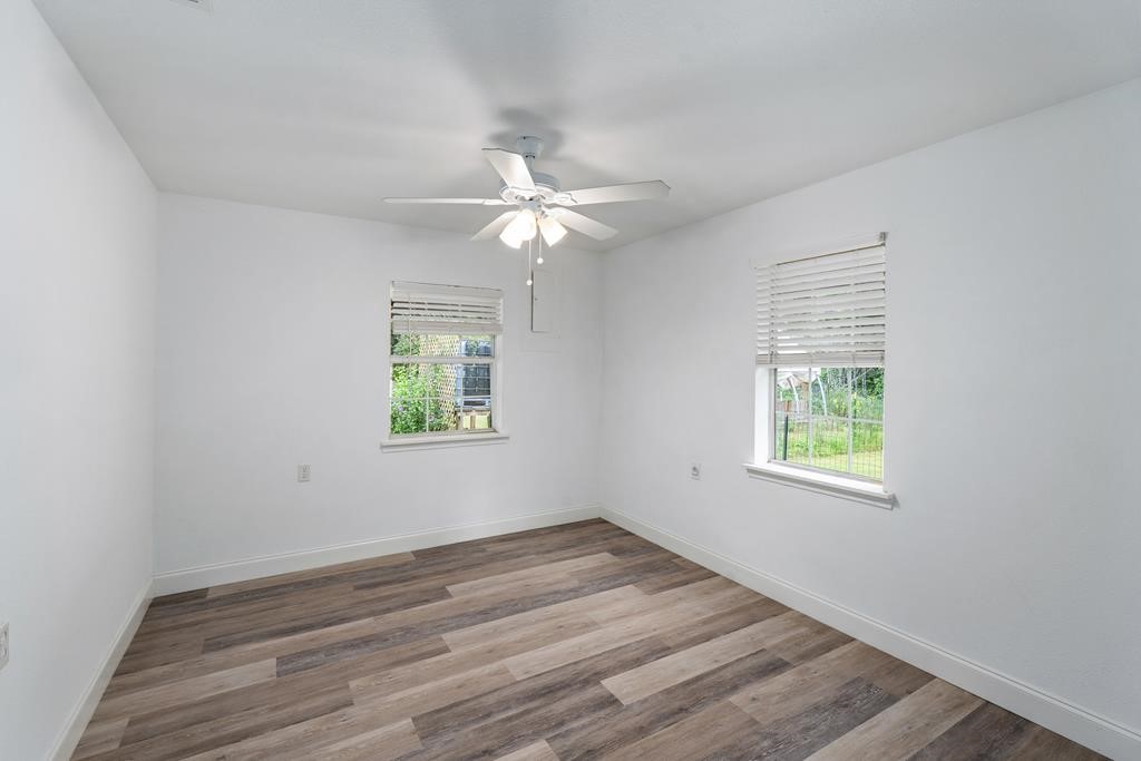 15800 County Road 4009 Mabank TX 75147