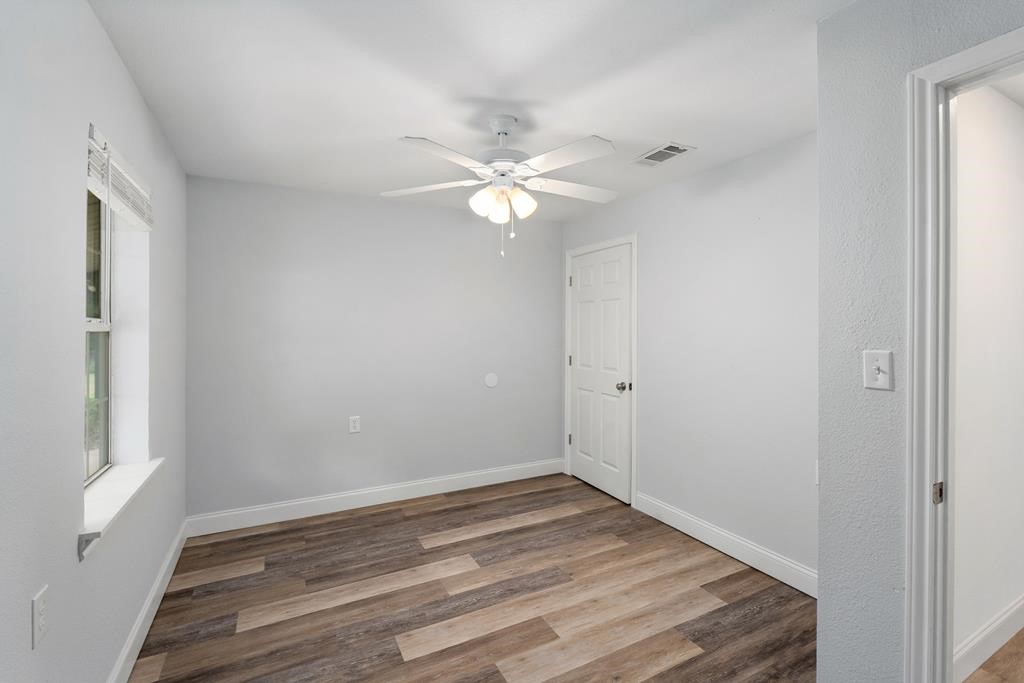 15800 County Road 4009 Mabank TX 75147