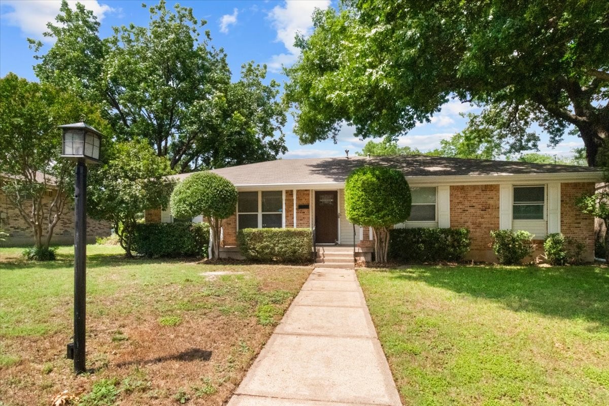 207 Mcmurry Avenue Duncanville TX 75116