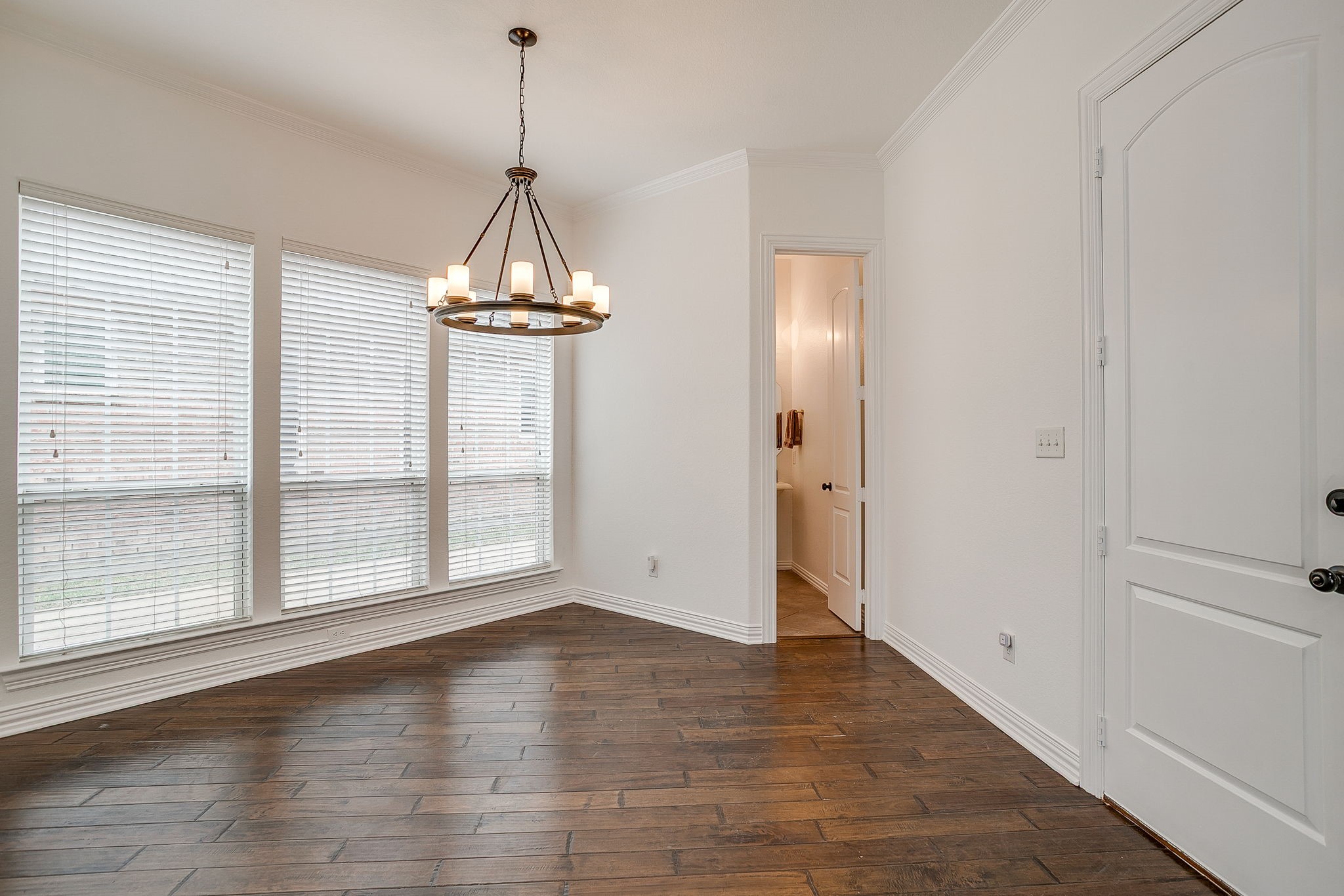 4917 Ridglea Hills Court Fort Worth TX 76116