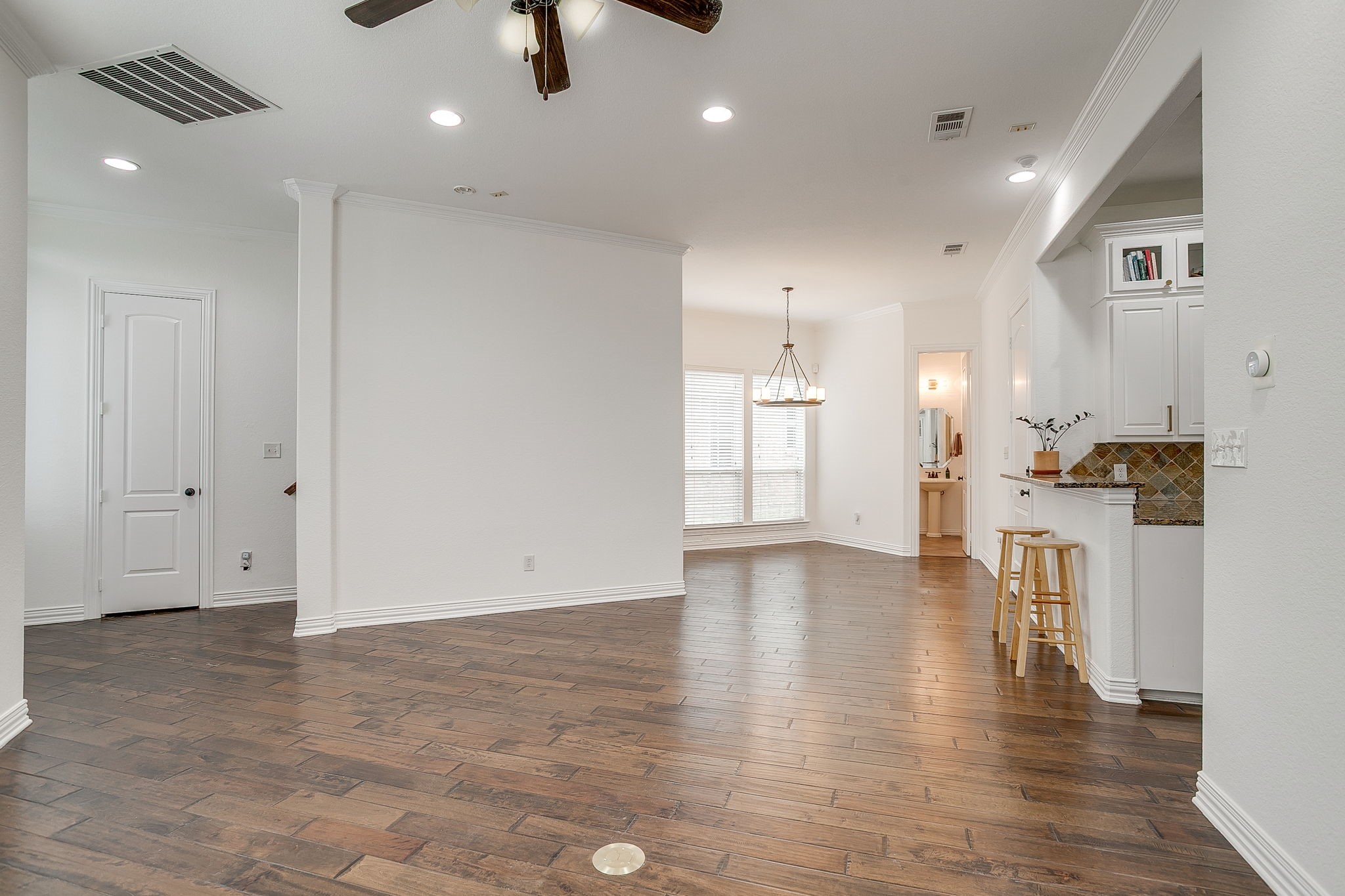4917 Ridglea Hills Court Fort Worth TX 76116