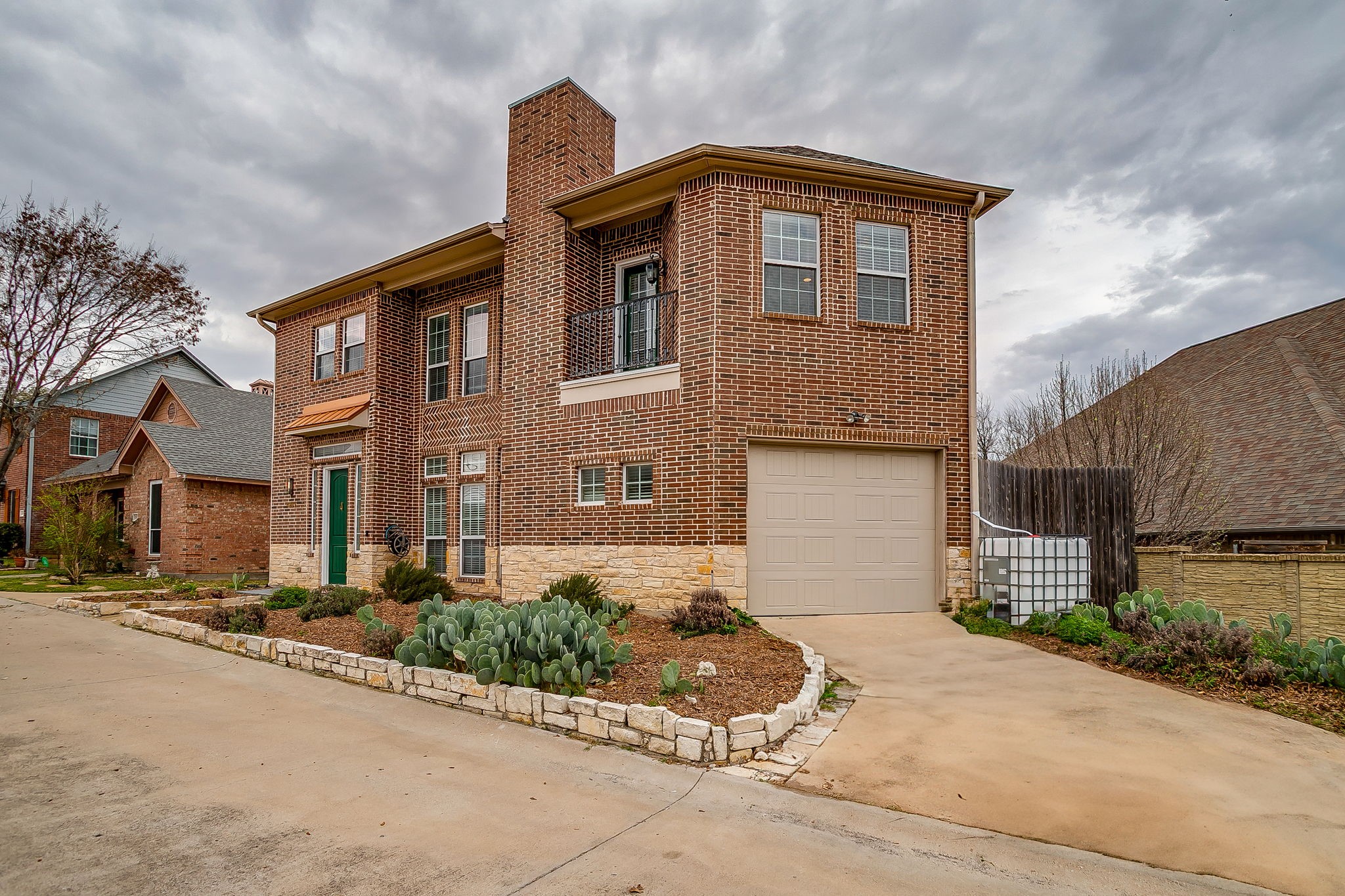 4917 Ridglea Hills Court Fort Worth TX 76116
