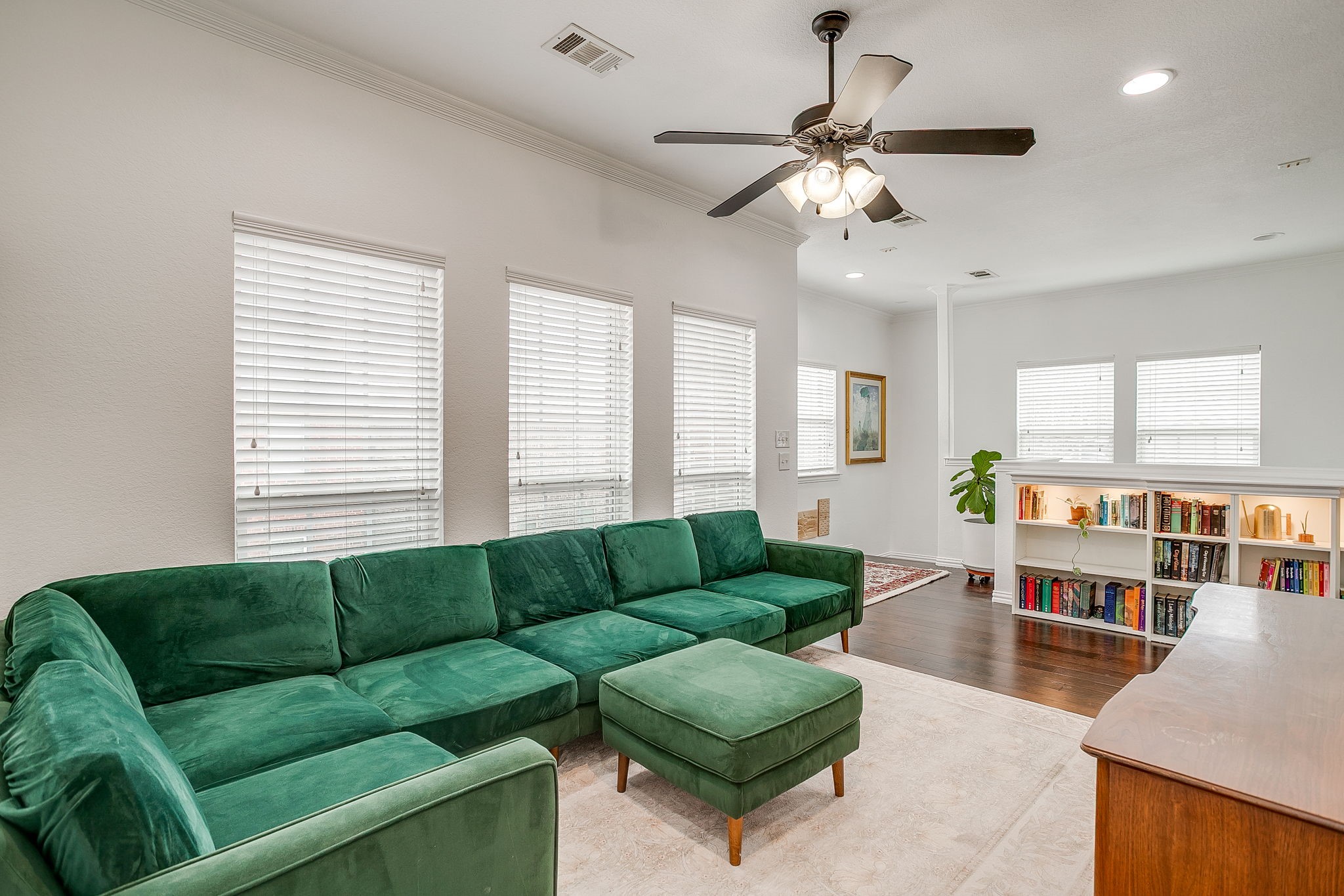 4917 Ridglea Hills Court Fort Worth TX 76116