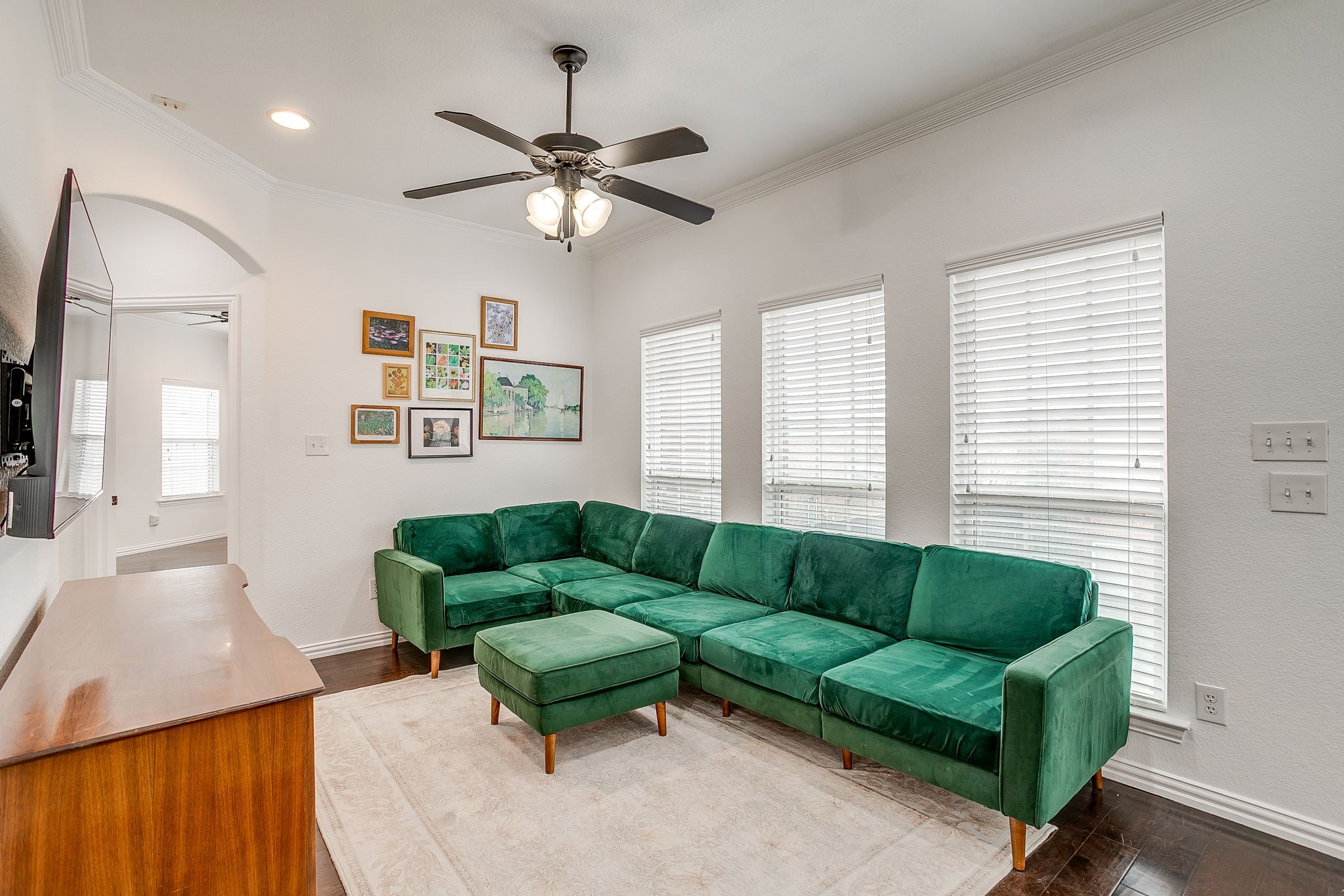 4917 Ridglea Hills Court Fort Worth TX 76116