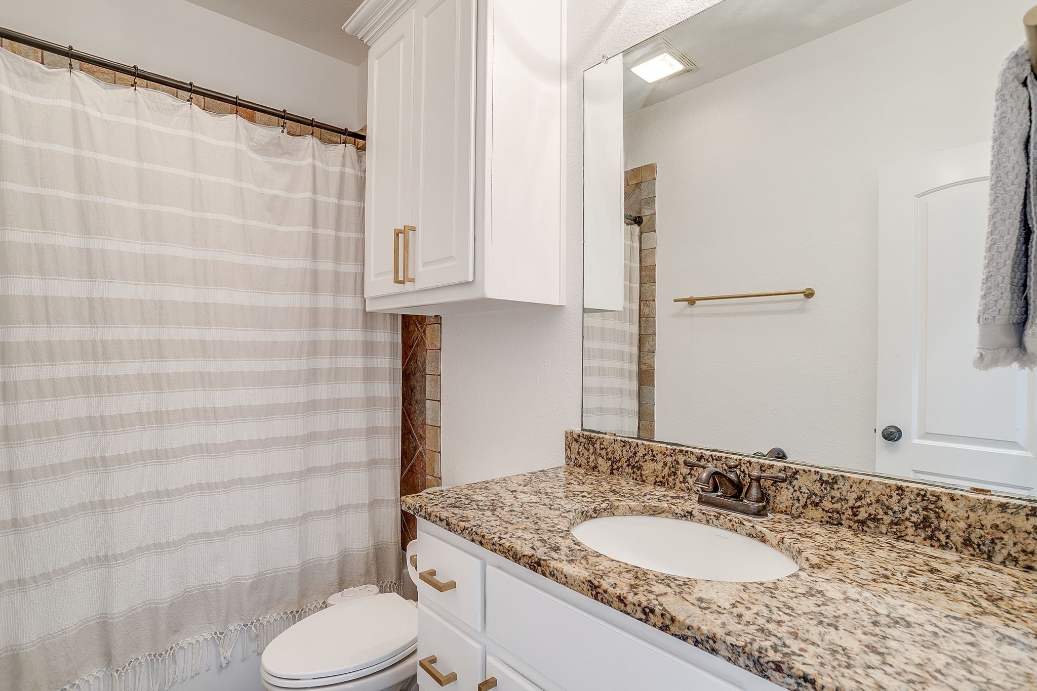 4917 Ridglea Hills Court Fort Worth TX 76116